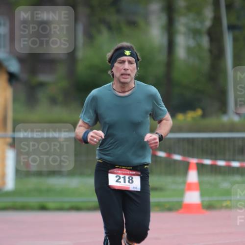 13.04.2025 - Hammer Lauf A. Gomolzig http://msf.ph/oto/7665814 13.04.2025 12:27:24 Ziel 218 meine-sportfotos.de