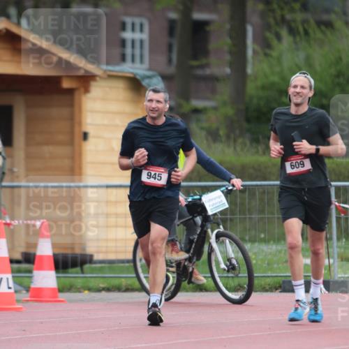 13.04.2025 - Hammer Lauf A. Gomolzig http://msf.ph/oto/7665817 13.04.2025 12:27:27 Ziel 218, 609, 945 meine-sportfotos.de