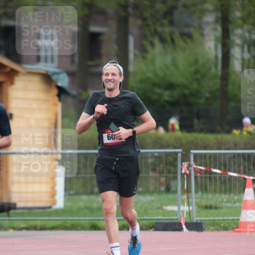 13.04.2025 - Hammer Lauf A. Gomolzig http://msf.ph/oto/7665820 13.04.2025 12:27:29 Ziel 609, 945 meine-sportfotos.de
