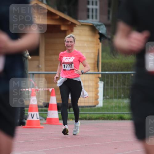 13.04.2025 - Hammer Lauf A. Gomolzig http://msf.ph/oto/7665822 13.04.2025 12:27:35 Ziel 609, 945, 1151, 1772 meine-sportfotos.de