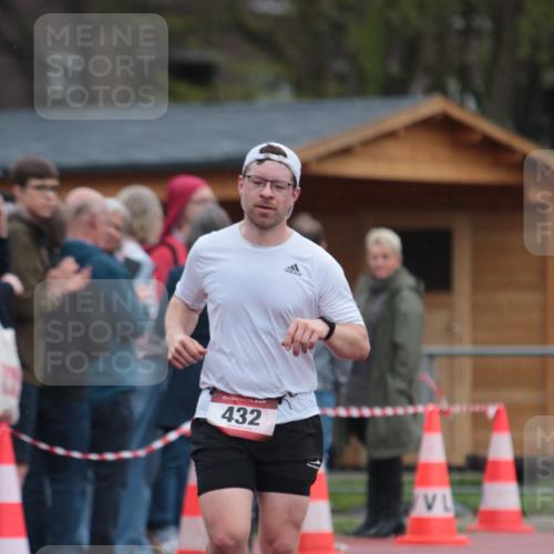 13.04.2025 - Hammer Lauf A. Gomolzig http://msf.ph/oto/7665834 13.04.2025 12:27:44 Ziel 432, 1948 meine-sportfotos.de