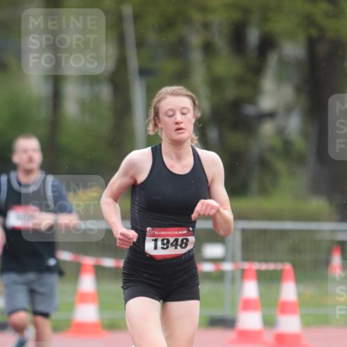 13.04.2025 - Hammer Lauf A. Gomolzig http://msf.ph/oto/7665841 13.04.2025 12:27:51 Ziel 232, 322, 474, 502, 548, 1776, 1896, 1948 meine-sportfotos.de