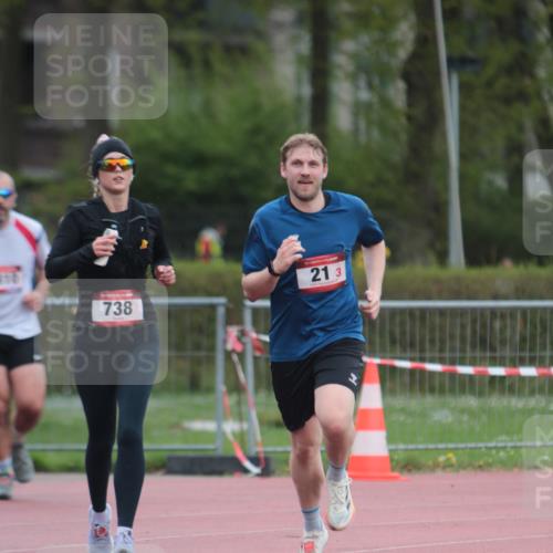 13.04.2025 - Hammer Lauf A. Gomolzig http://msf.ph/oto/7665880 13.04.2025 12:29:06 Ziel 21, 738 meine-sportfotos.de