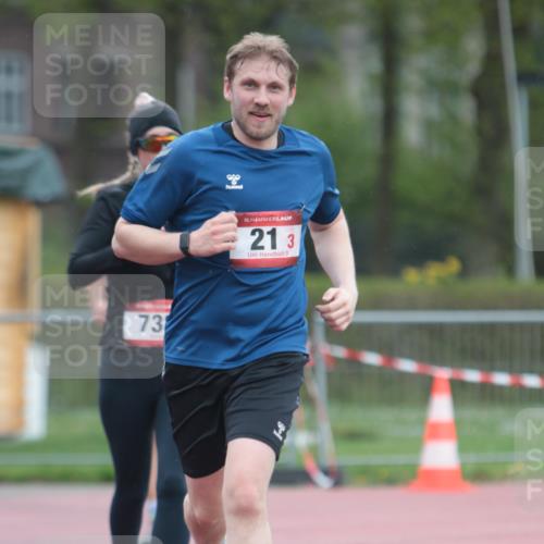 13.04.2025 - Hammer Lauf A. Gomolzig http://msf.ph/oto/7665885 13.04.2025 12:29:08 Ziel 21, 738, 1810 meine-sportfotos.de