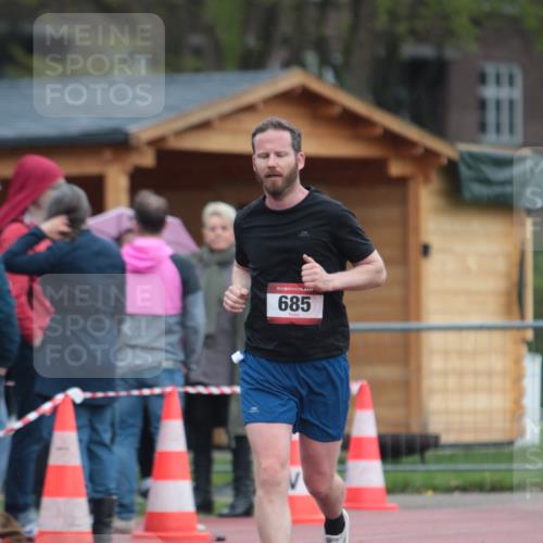 13.04.2025 - Hammer Lauf A. Gomolzig http://msf.ph/oto/7665911 13.04.2025 12:29:52 Ziel 685 meine-sportfotos.de