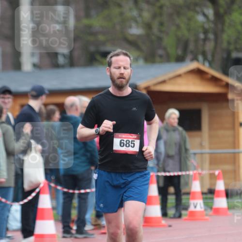 13.04.2025 - Hammer Lauf A. Gomolzig http://msf.ph/oto/7665915 13.04.2025 12:29:54 Ziel 685 meine-sportfotos.de