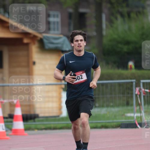 13.04.2025 - Hammer Lauf A. Gomolzig http://msf.ph/oto/7665936 13.04.2025 12:30:20 Ziel 302, 320 meine-sportfotos.de