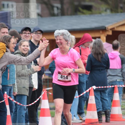 13.04.2025 - Hammer Lauf A. Gomolzig http://msf.ph/oto/7665947 13.04.2025 12:30:41 Ziel 9, 414, 917 meine-sportfotos.de