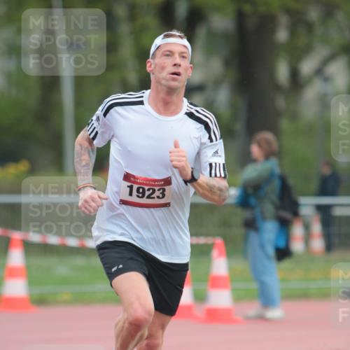 13.04.2025 - Hammer Lauf A. Gomolzig http://msf.ph/oto/7665958 13.04.2025 12:30:58 Ziel 524, 1923 meine-sportfotos.de