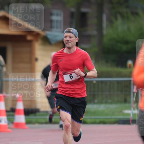 13.04.2025 - Hammer Lauf A. Gomolzig http://msf.ph/oto/7665976 13.04.2025 12:31:23 Ziel 6, 229, 1965 meine-sportfotos.de
