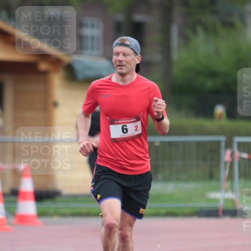 13.04.2025 - Hammer Lauf A. Gomolzig http://msf.ph/oto/7665977 13.04.2025 12:31:23 Ziel 6, 229, 1965 meine-sportfotos.de