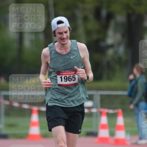13.04.2025 - Hammer Lauf A. Gomolzig http://msf.ph/oto/7665986 13.04.2025 12:31:30 Ziel 452, 482, 1965 meine-sportfotos.de