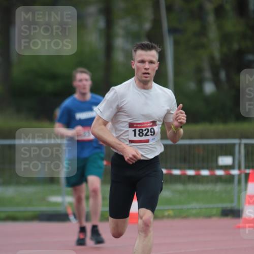 13.04.2025 - Hammer Lauf A. Gomolzig http://msf.ph/oto/7666003 13.04.2025 12:32:19 Ziel 923, 1829 meine-sportfotos.de