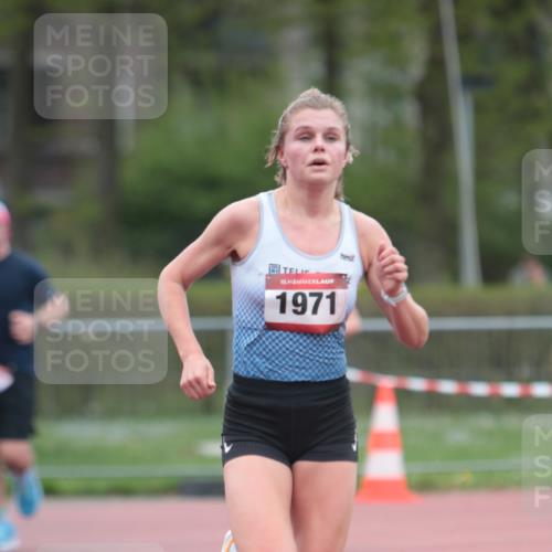 13.04.2025 - Hammer Lauf A. Gomolzig http://msf.ph/oto/7666021 13.04.2025 12:33:03 Ziel 167, 456, 1945, 1971 meine-sportfotos.de