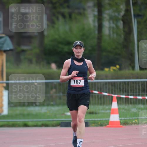 13.04.2025 - Hammer Lauf A. Gomolzig http://msf.ph/oto/7666022 13.04.2025 12:33:05 Ziel 167, 456, 1945 meine-sportfotos.de