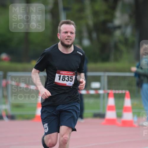 13.04.2025 - Hammer Lauf A. Gomolzig http://msf.ph/oto/7666035 13.04.2025 12:33:31 Ziel 1835 meine-sportfotos.de