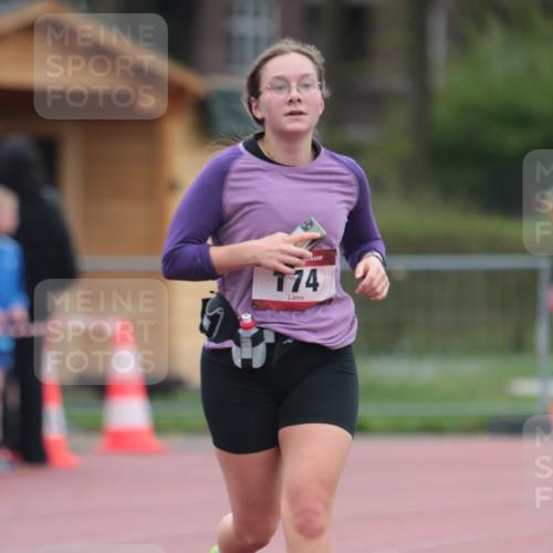 13.04.2025 - Hammer Lauf A. Gomolzig http://msf.ph/oto/7666043 13.04.2025 12:33:47 Ziel 174, 299, 381, 1153, 1249 meine-sportfotos.de