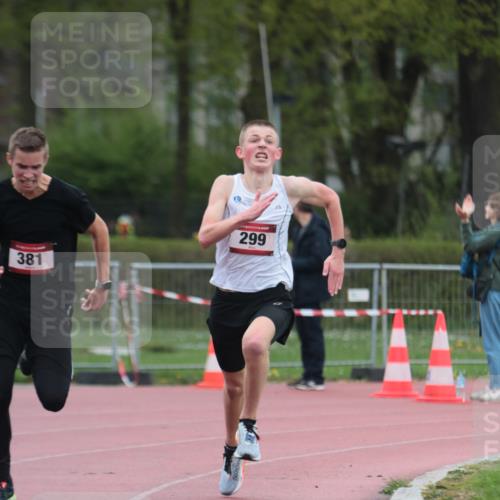 13.04.2025 - Hammer Lauf A. Gomolzig http://msf.ph/oto/7666050 13.04.2025 12:33:57 Ziel 299, 381 meine-sportfotos.de