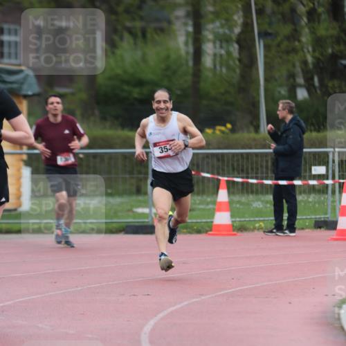 13.04.2025 - Hammer Lauf A. Gomolzig http://msf.ph/oto/7666054 13.04.2025 12:34:06 Ziel 354, 459, 1261, 1303 meine-sportfotos.de