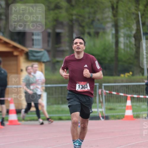 13.04.2025 - Hammer Lauf A. Gomolzig http://msf.ph/oto/7666057 13.04.2025 12:34:11 Ziel 1261, 1303, 1331 meine-sportfotos.de