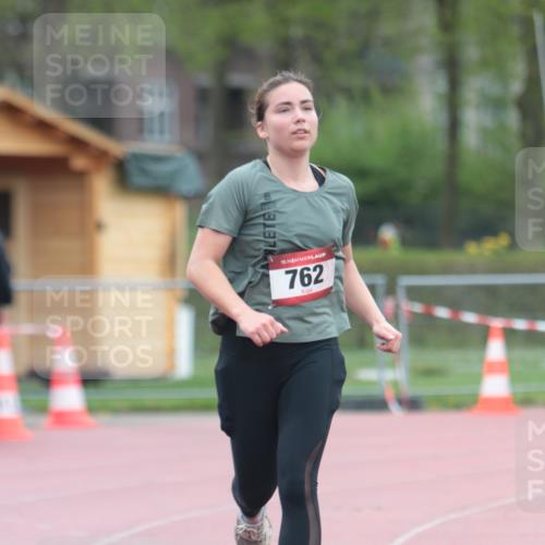 13.04.2025 - Hammer Lauf A. Gomolzig http://msf.ph/oto/7666067 13.04.2025 12:34:19 Ziel 762, 1331 meine-sportfotos.de