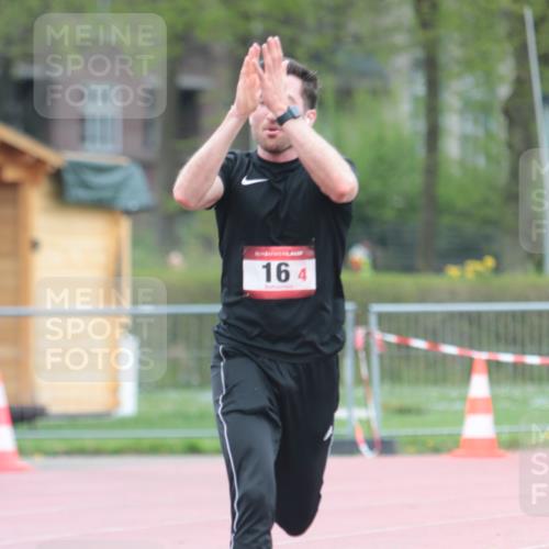 13.04.2025 - Hammer Lauf A. Gomolzig http://msf.ph/oto/7666073 13.04.2025 12:34:31 Ziel 16, 1086 meine-sportfotos.de