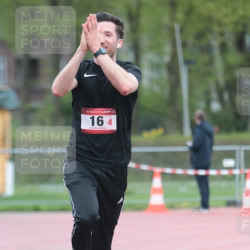 13.04.2025 - Hammer Lauf A. Gomolzig http://msf.ph/oto/7666074 13.04.2025 12:34:32 Ziel 16, 1086 meine-sportfotos.de