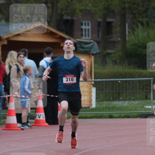 13.04.2025 - Hammer Lauf A. Gomolzig http://msf.ph/oto/7666088 13.04.2025 12:35:10 Ziel 310, 1098 meine-sportfotos.de