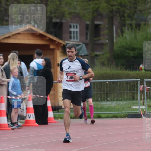 13.04.2025 - Hammer Lauf A. Gomolzig http://msf.ph/oto/7666092 13.04.2025 12:35:14 Ziel 927, 1098 meine-sportfotos.de