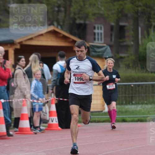 13.04.2025 - Hammer Lauf A. Gomolzig http://msf.ph/oto/7666093 13.04.2025 12:35:14 Ziel 927, 1098 meine-sportfotos.de