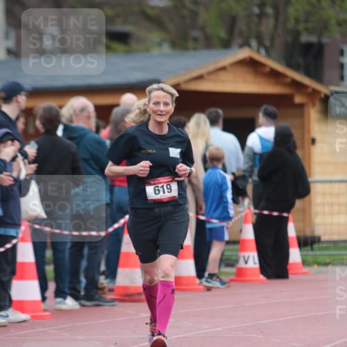 13.04.2025 - Hammer Lauf A. Gomolzig http://msf.ph/oto/7666098 13.04.2025 12:35:19 Ziel 927 meine-sportfotos.de