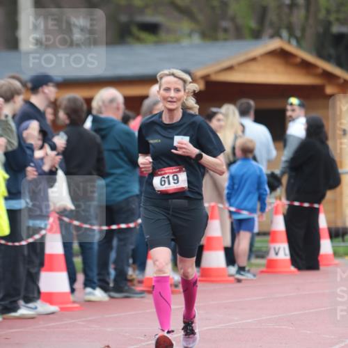 13.04.2025 - Hammer Lauf A. Gomolzig http://msf.ph/oto/7666099 13.04.2025 12:35:20 Ziel 927 meine-sportfotos.de