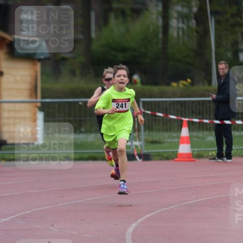 13.04.2025 - Hammer Lauf A. Gomolzig http://msf.ph/oto/7666106 13.04.2025 12:35:29 Ziel 127, 241, 274, 315 meine-sportfotos.de