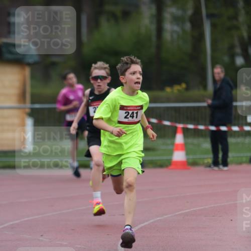 13.04.2025 - Hammer Lauf A. Gomolzig http://msf.ph/oto/7666110 13.04.2025 12:35:30 Ziel 127, 241, 274, 315, 1892 meine-sportfotos.de