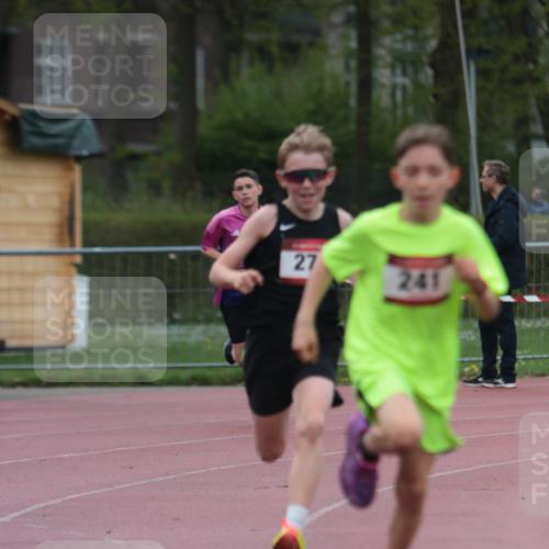 13.04.2025 - Hammer Lauf A. Gomolzig http://msf.ph/oto/7666112 13.04.2025 12:35:31 Ziel 127, 241, 274, 315, 1892 meine-sportfotos.de