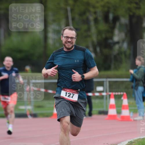 13.04.2025 - Hammer Lauf A. Gomolzig http://msf.ph/oto/7666123 13.04.2025 12:35:36 Ziel 127, 315, 1892 meine-sportfotos.de