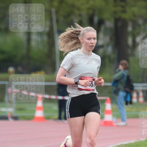 13.04.2025 - Hammer Lauf A. Gomolzig http://msf.ph/oto/7666141 13.04.2025 12:35:57 Ziel 4, 735, 884, 1055, 1818 meine-sportfotos.de