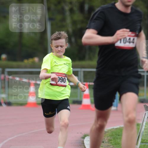 13.04.2025 - Hammer Lauf A. Gomolzig http://msf.ph/oto/7666187 13.04.2025 12:36:52 Ziel 483, 1044, 1090, 1832 meine-sportfotos.de
