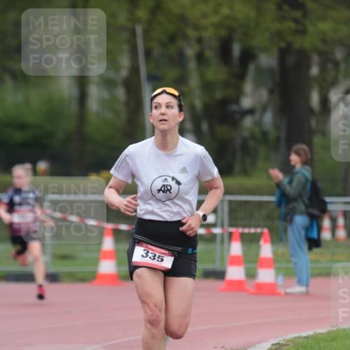 13.04.2025 - Hammer Lauf A. Gomolzig http://msf.ph/oto/7666196 13.04.2025 12:37:04 Ziel 18, 335, 1364, 1368 meine-sportfotos.de