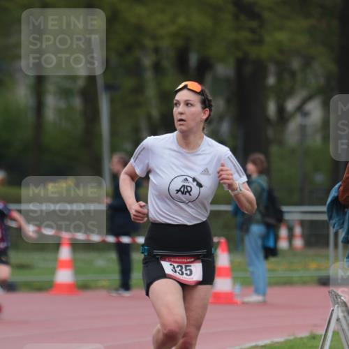 13.04.2025 - Hammer Lauf A. Gomolzig http://msf.ph/oto/7666197 13.04.2025 12:37:04 Ziel 18, 335, 1364, 1368 meine-sportfotos.de