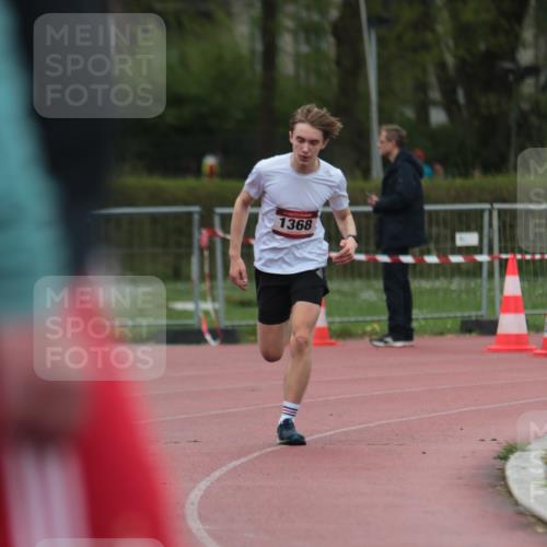 13.04.2025 - Hammer Lauf A. Gomolzig http://msf.ph/oto/7666202 13.04.2025 12:37:08 Ziel 18, 1368, 1999 meine-sportfotos.de