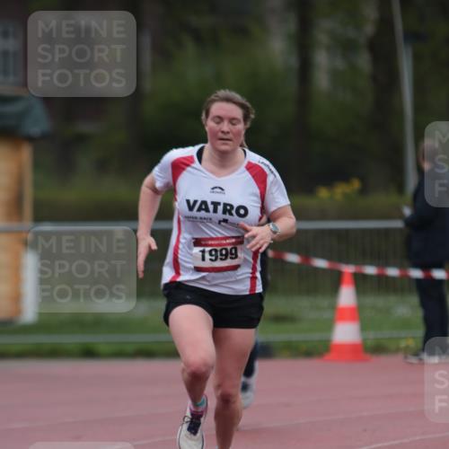 13.04.2025 - Hammer Lauf A. Gomolzig http://msf.ph/oto/7666209 13.04.2025 12:37:13 Ziel 1999 meine-sportfotos.de