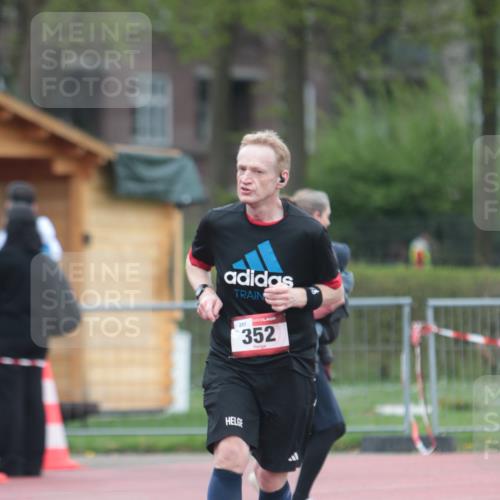 13.04.2025 - Hammer Lauf A. Gomolzig http://msf.ph/oto/7666211 13.04.2025 12:37:16 Ziel  meine-sportfotos.de