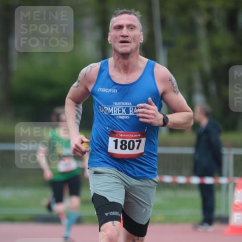 13.04.2025 - Hammer Lauf A. Gomolzig http://msf.ph/oto/7666240 13.04.2025 12:37:49 Ziel 280, 519, 1807, 1946 meine-sportfotos.de