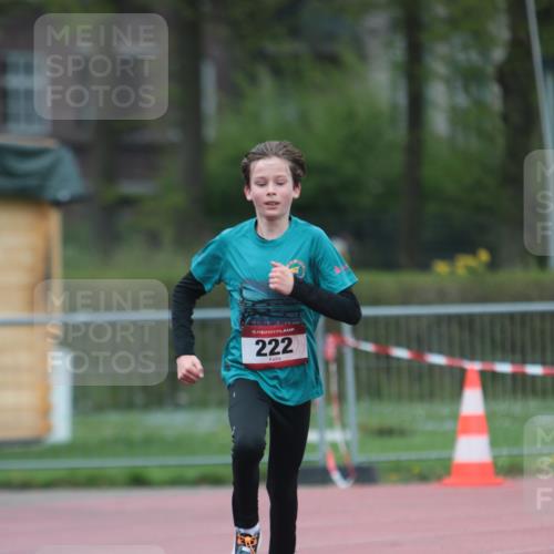 13.04.2025 - Hammer Lauf A. Gomolzig http://msf.ph/oto/7666249 13.04.2025 12:38:02 Ziel 112, 222, 245, 267, 461, 591, 1962 meine-sportfotos.de