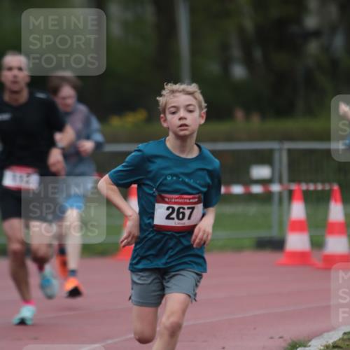 13.04.2025 - Hammer Lauf A. Gomolzig http://msf.ph/oto/7666252 13.04.2025 12:38:07 Ziel 112, 245, 267, 591, 617, 1962 meine-sportfotos.de