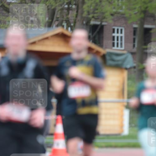 13.04.2025 - Hammer Lauf A. Gomolzig http://msf.ph/oto/7666269 13.04.2025 12:38:26 Ziel 380, 479, 736, 990, 1371, 1845 meine-sportfotos.de