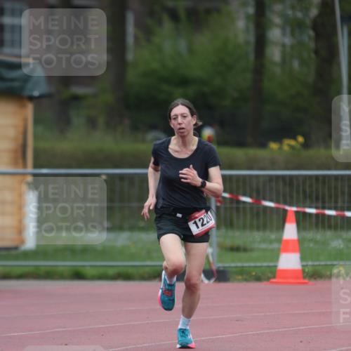 13.04.2025 - Hammer Lauf A. Gomolzig http://msf.ph/oto/7666272 13.04.2025 12:38:36 Ziel 198, 1220 meine-sportfotos.de