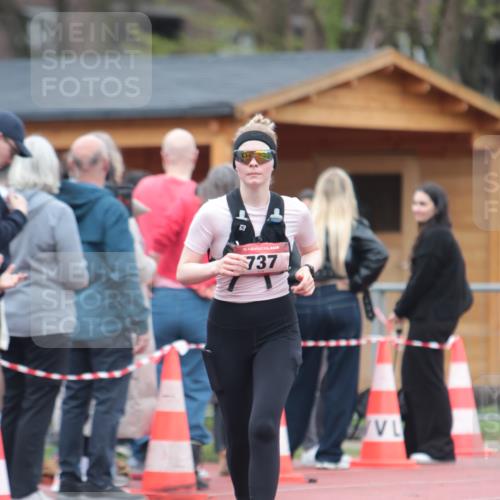 13.04.2025 - Hammer Lauf A. Gomolzig http://msf.ph/oto/7666281 13.04.2025 12:38:44 Ziel 737, 1940 meine-sportfotos.de