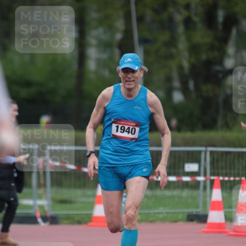 13.04.2025 - Hammer Lauf A. Gomolzig http://msf.ph/oto/7666285 13.04.2025 12:38:49 Ziel 382, 737, 1940 meine-sportfotos.de